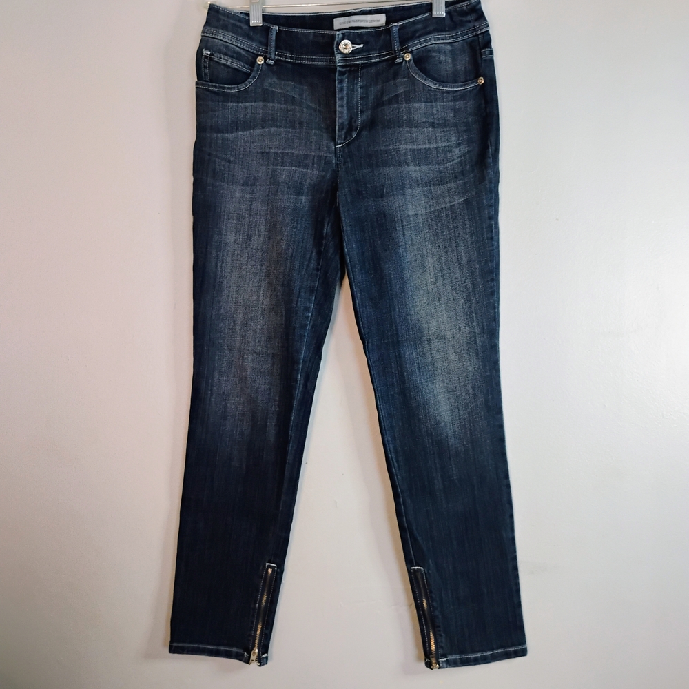 Chico's Platinum Denim Blue Cropped Capri Jeans with Side Zipper Details Size 0